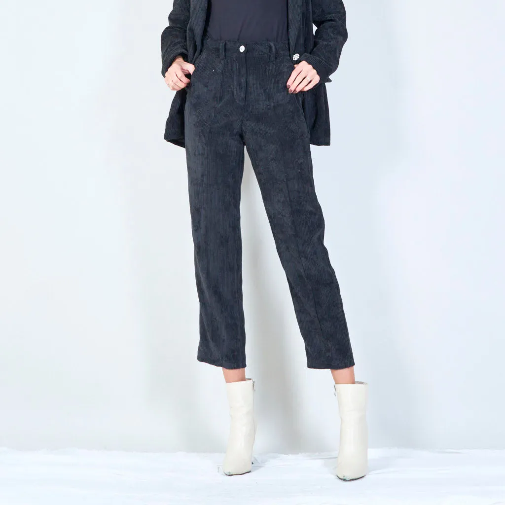 High-waisted corduroy trousers wholesale