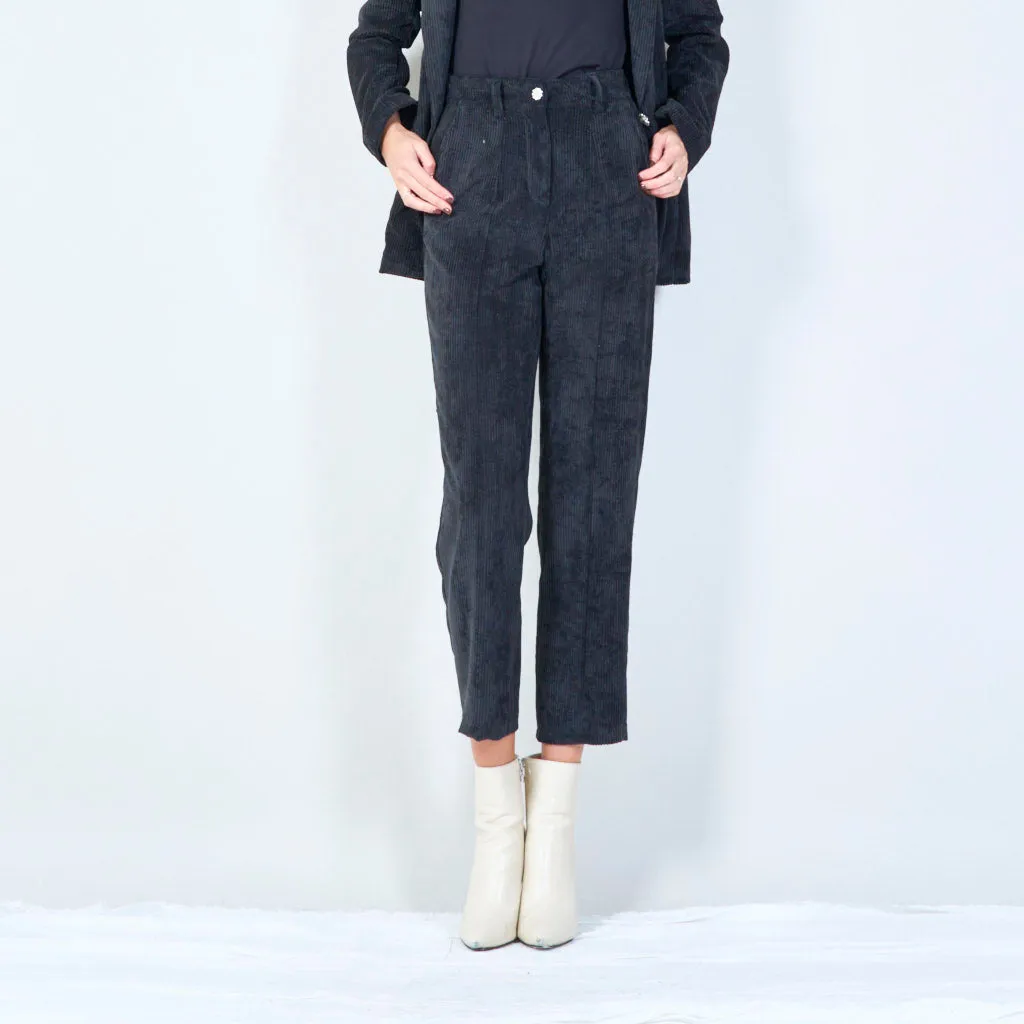 High-waisted corduroy trousers wholesale