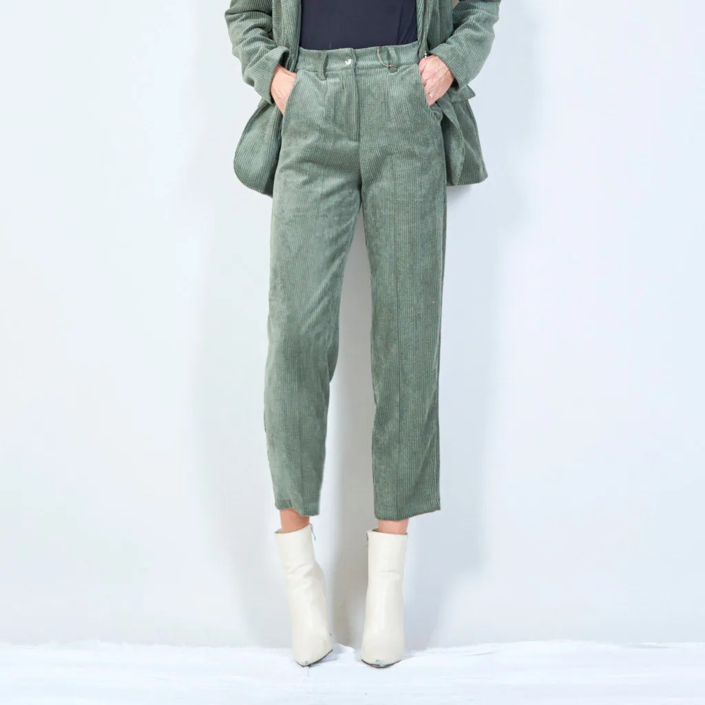 High-waisted corduroy trousers wholesale