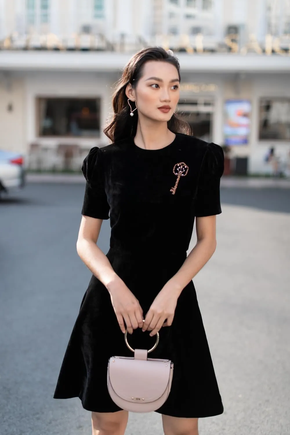Magorlis A-line Round Neck Velvet Mini Dress