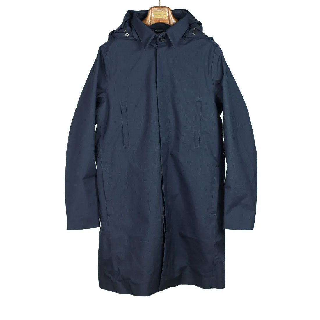 Single-Breasted raincoat in Deep Navy fabric
