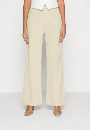VANESSA BRUNO - Tybalt Pant - Off White Corduroy