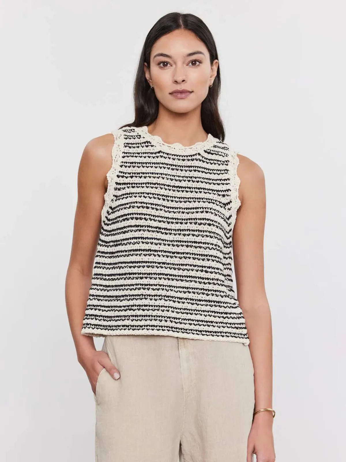 Velvet by Graham & Spencer Women's Sophie Sweater Vest in Ecru