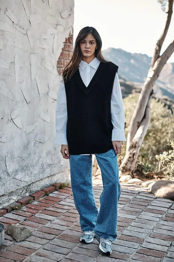 Velvet Sasha Engineered Stitches Sweater Vest- Black